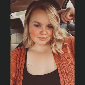 Meet your Posher, Olivia